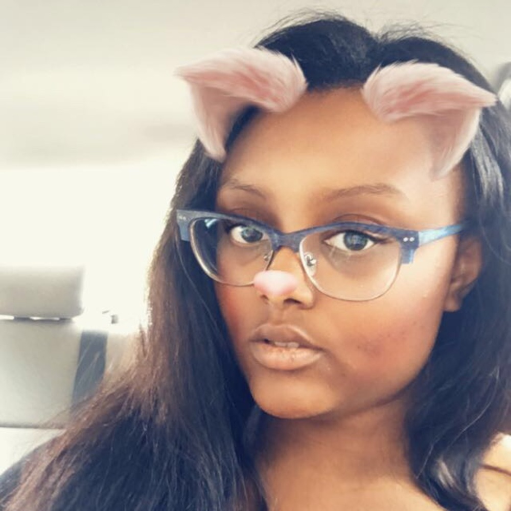 Meet your Posher, Sydnee